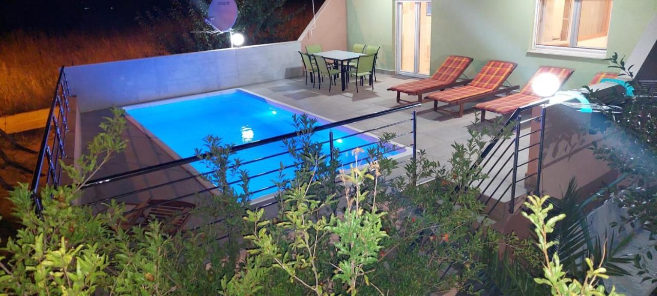 Apartment M&M With Private Pool Kučine 外观 照片