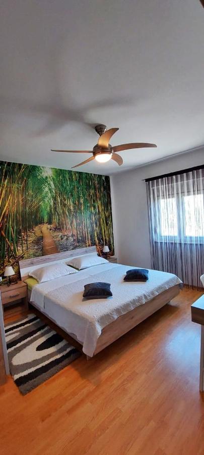 Apartment M&M With Private Pool Kučine 外观 照片