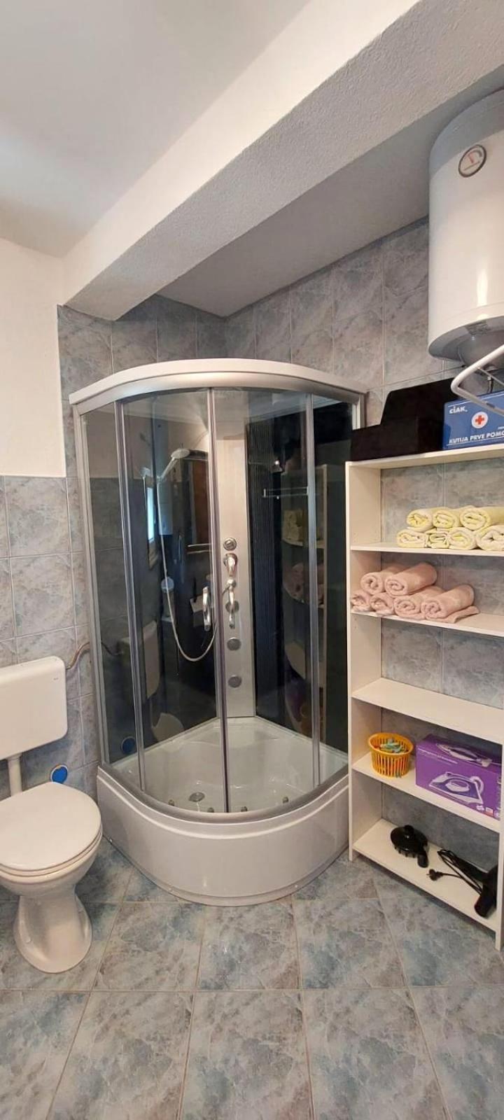Apartment M&M With Private Pool Kučine 外观 照片